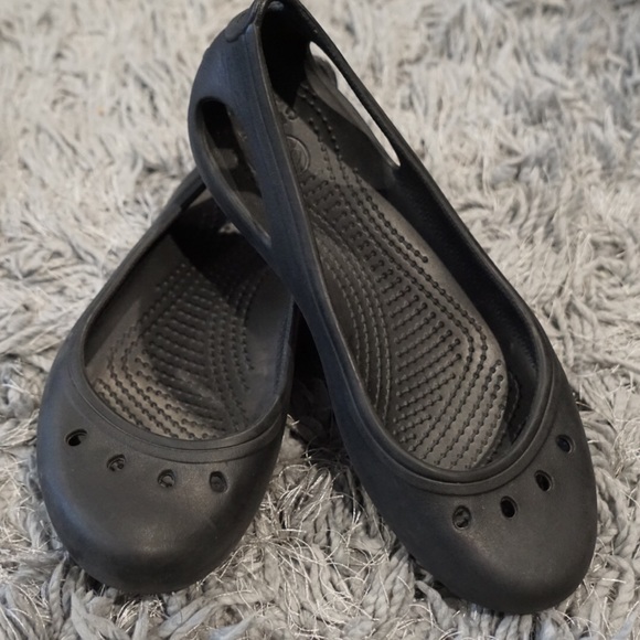 CROCS Shoes - TODAY ONLY SALE🥳 Crocs- Women's Kadee Flat